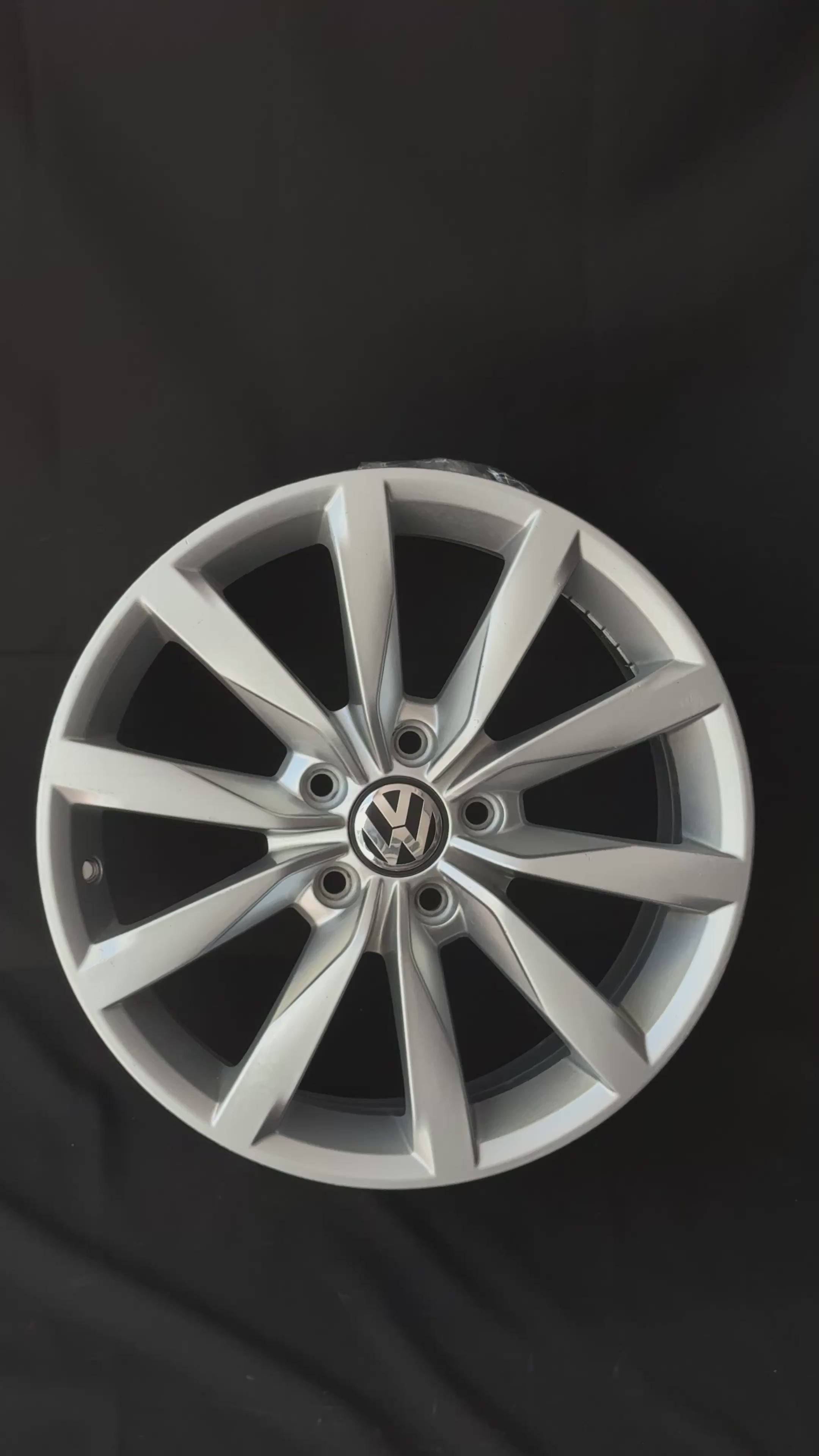 4 Rines 17” Volkswagen Golf TSI MK6 MK7 Originales Seminuevos 5x112