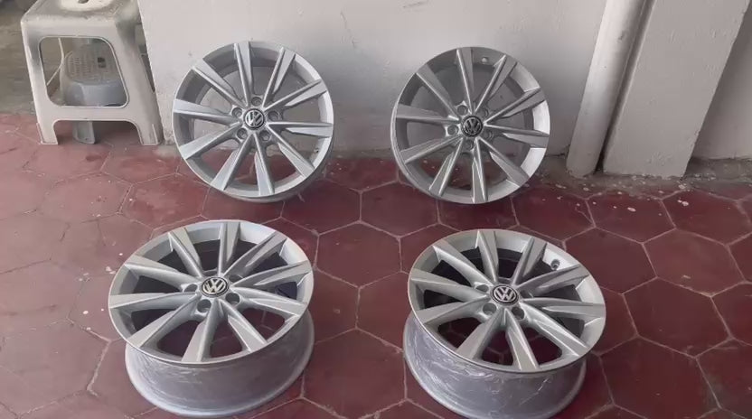 4 Rines 17" Volkswagen Tiguan Taos Golf Jetta MK7 MK6 Originales 5x112 Seminuevos