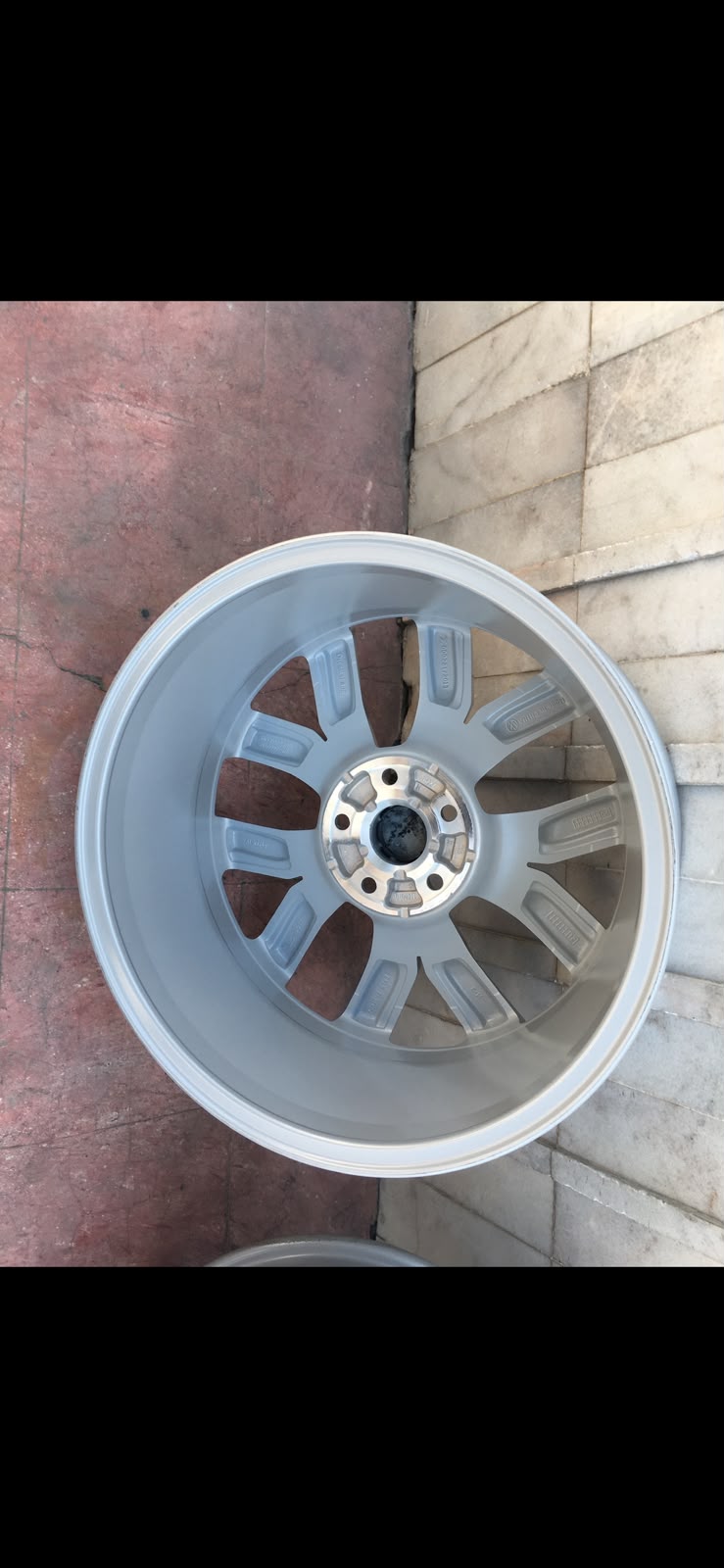 1 Rin Volkswagen Taos / Tiguan / Jetta MK6 / MK7 / Passat 18" Original Nuevo | 5x112