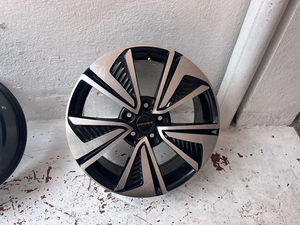 4 Rines 17" Jeep Grand Cherokee Liberty Compass Patriot Nitro Originales Nuevos 5x114.3
