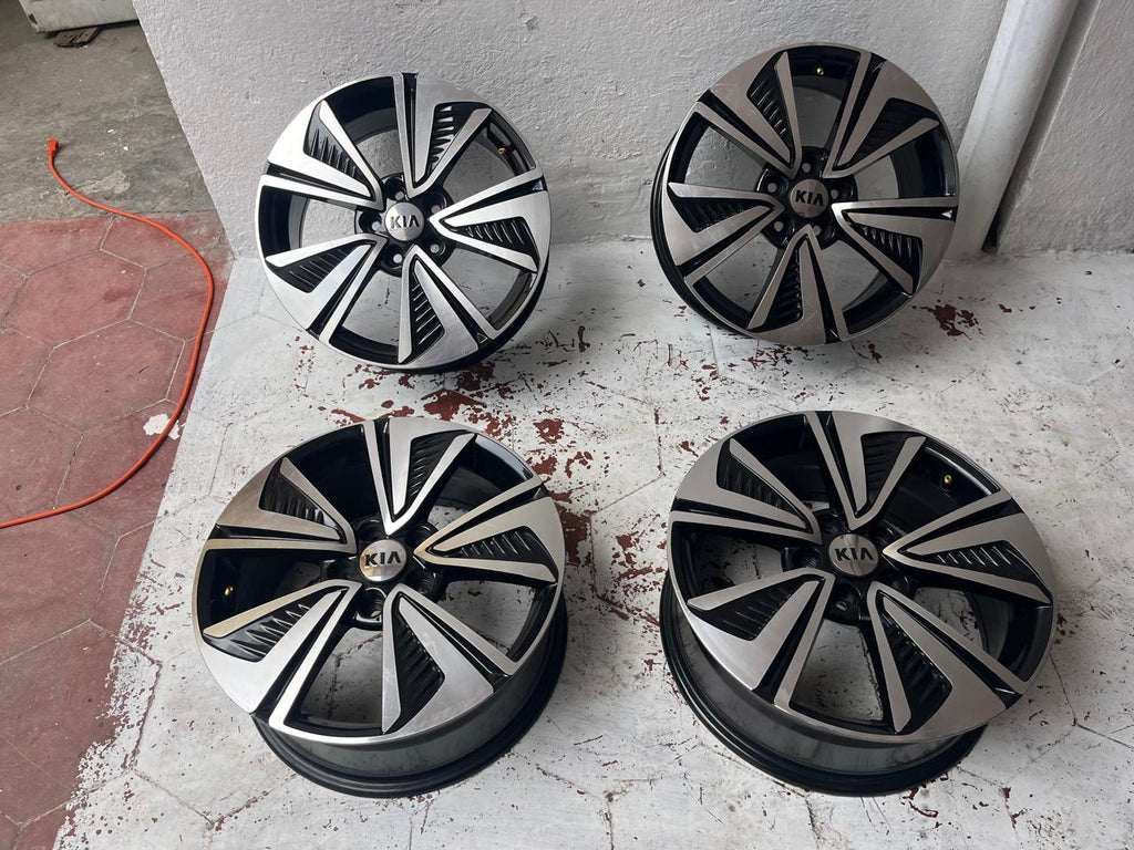 4 Rines 17" Kia Forte Optima Originales 5x114 Nuevos