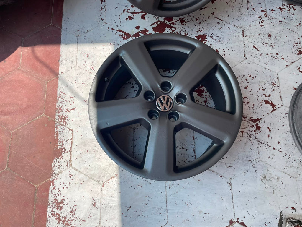 Rines Originales Volkswagen 17" Golf Jetta MK____ New Beetle 5x112 | Juego de 4 Nuevos