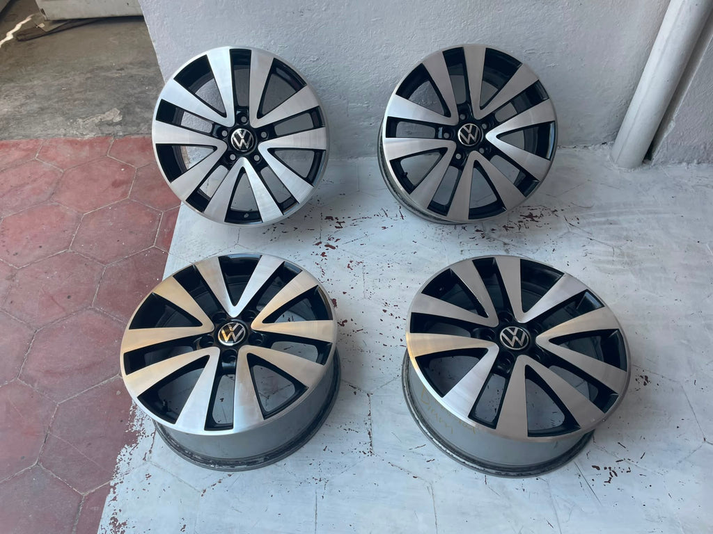 4 Rines 17" Volkswagen Taos Jetta Golf MK7 Bora Passat Originales 5x112 Como Nuevos