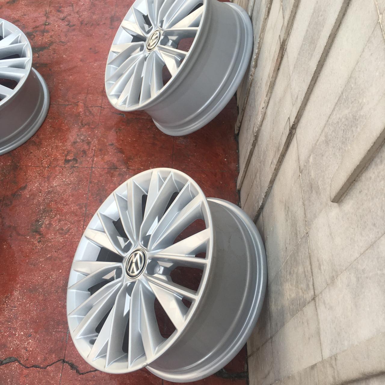 4 Rines 16” Volkswagen Jetta MK7 MK6 Originales 5x112 Seminuevos