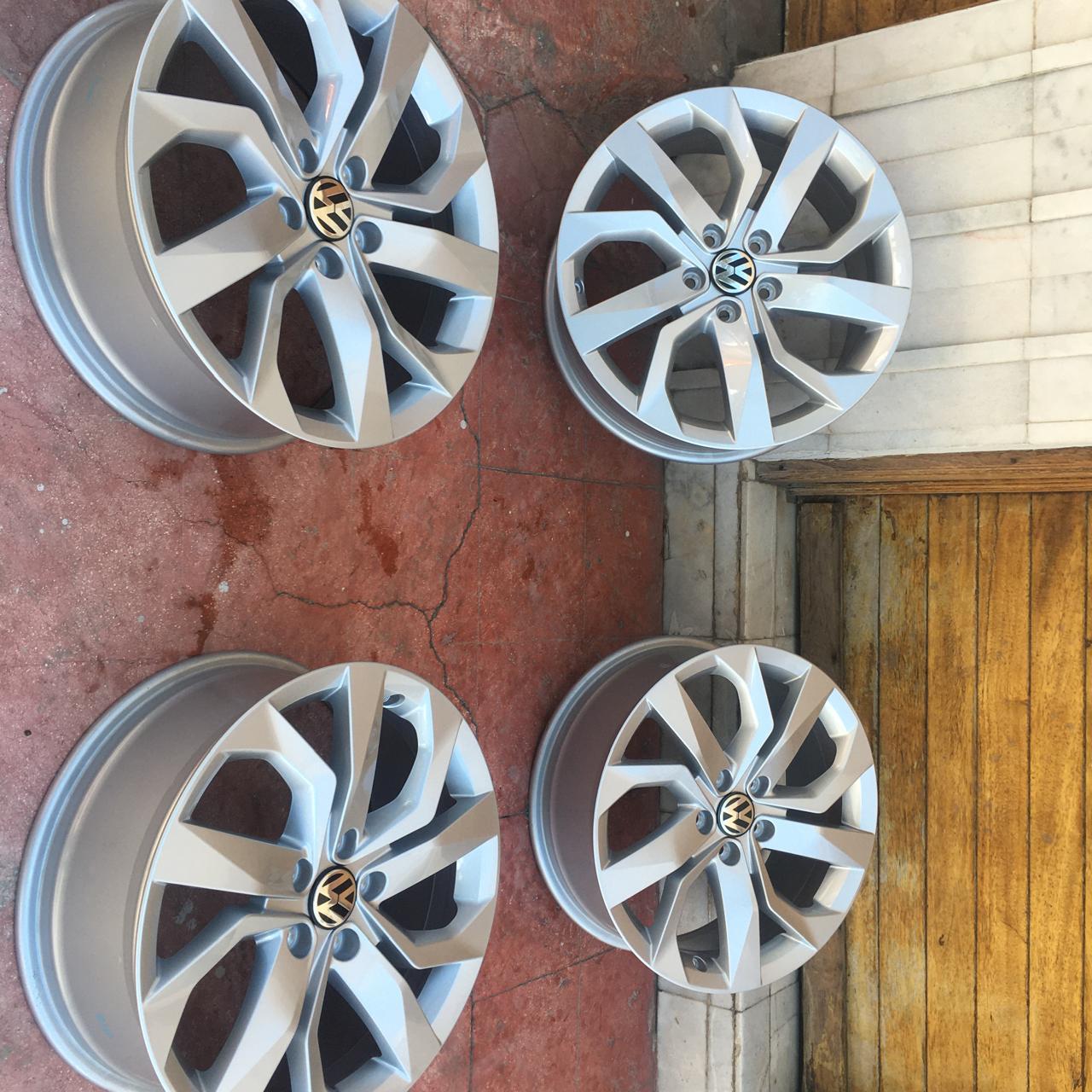 4 Rines 17" Originales Volkswagen Jetta MK7 / MK6 T-Cross 5x112 – Seminuevos