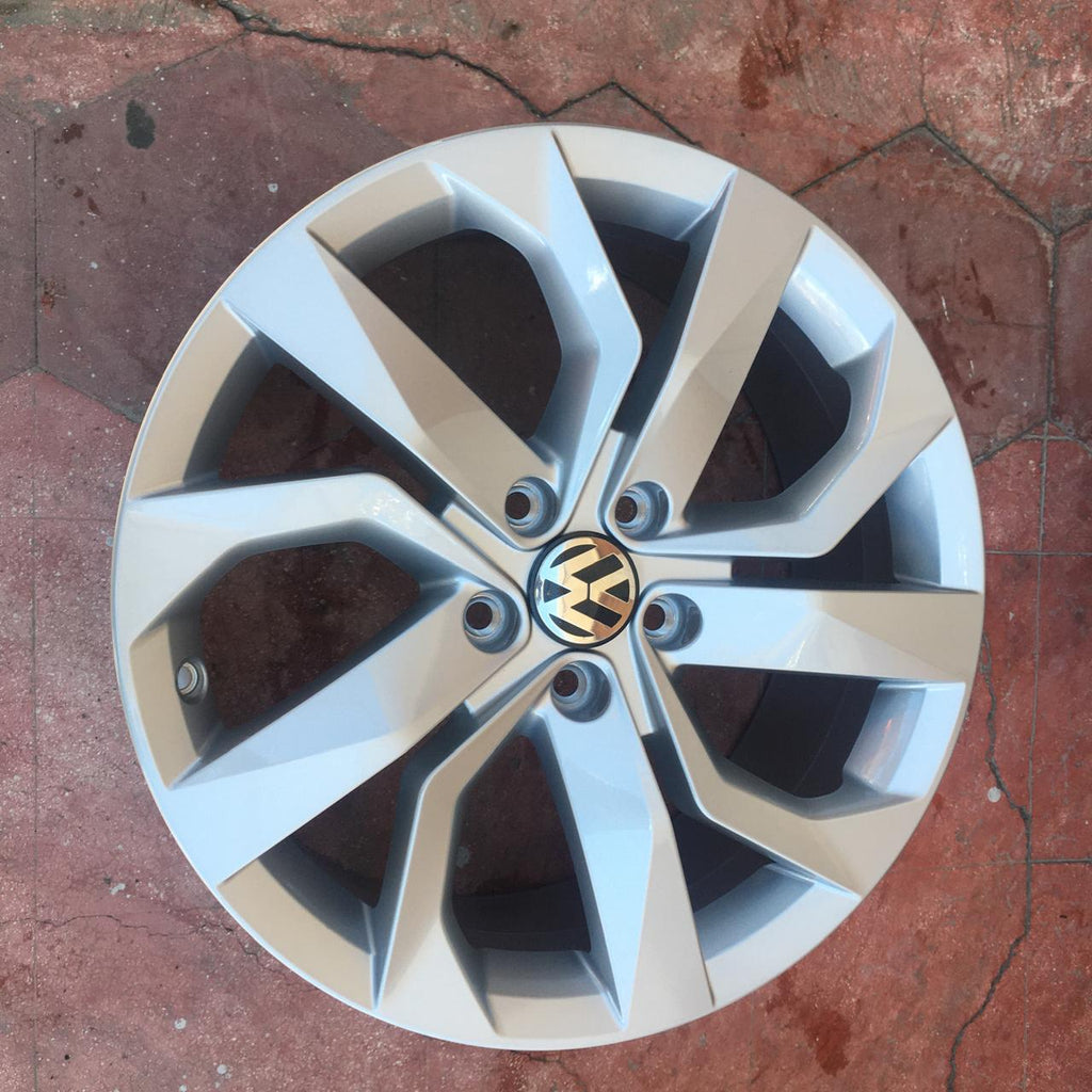 Rin 17" Original Volkswagen Jetta MK7 / MK6 T-Cross 5x112 – Nuevo