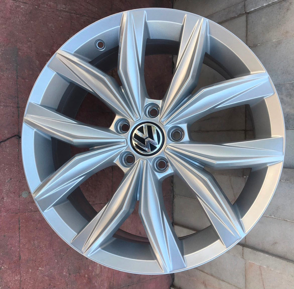 Rines Volkswagen Taos / Tiguan / Jetta MK6 / MK7 / Passat 18" Originales Nuevos | Juego de 4 | 5x112