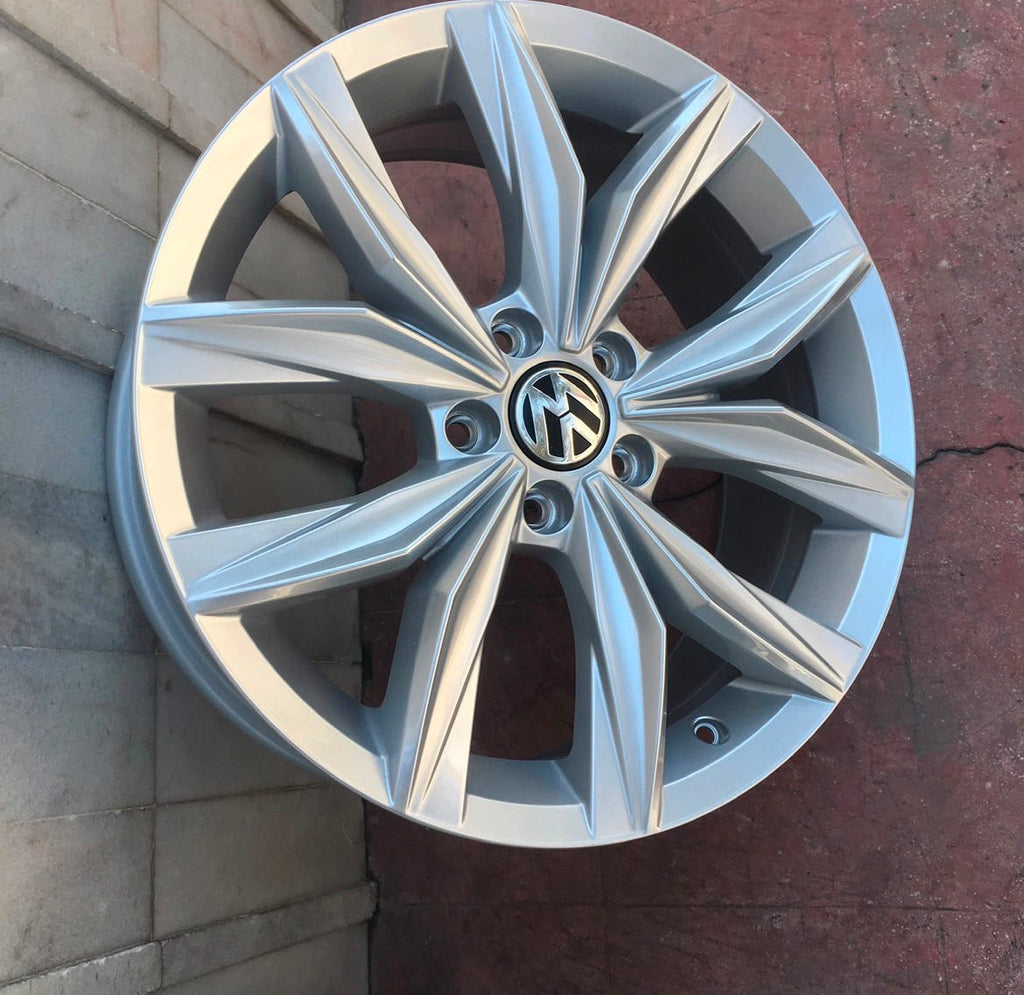 1 Rin Volkswagen Taos / Tiguan / Jetta MK6 / MK7 / Passat 18" Original Nuevo | 5x112