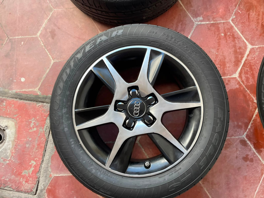 4 Rines 16" Audi Originales con Llantas Seminuevos Golf MK5 MK6 MK7 5x112