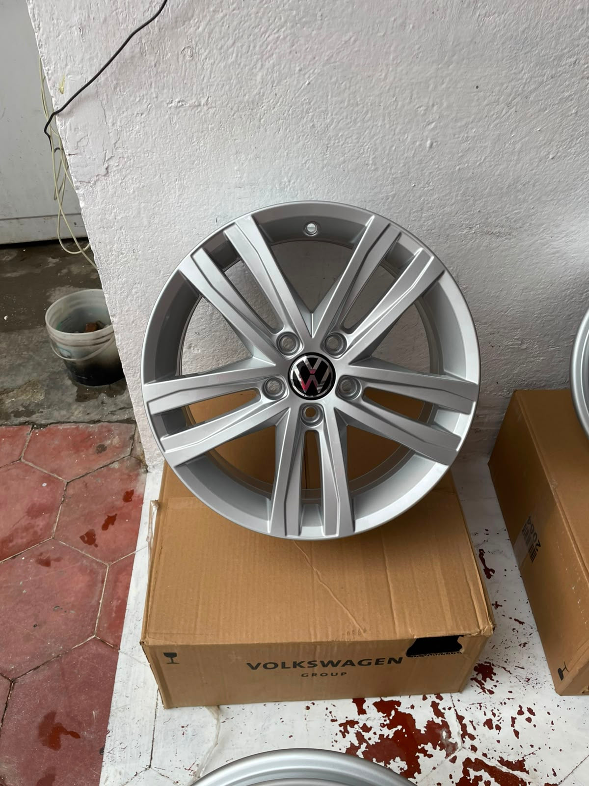 Juego de 4 Rines 17" Originales Volkswagen Golf / Jetta MK6 / Jetta MK7 Sport 5x112 – Seminuevos
