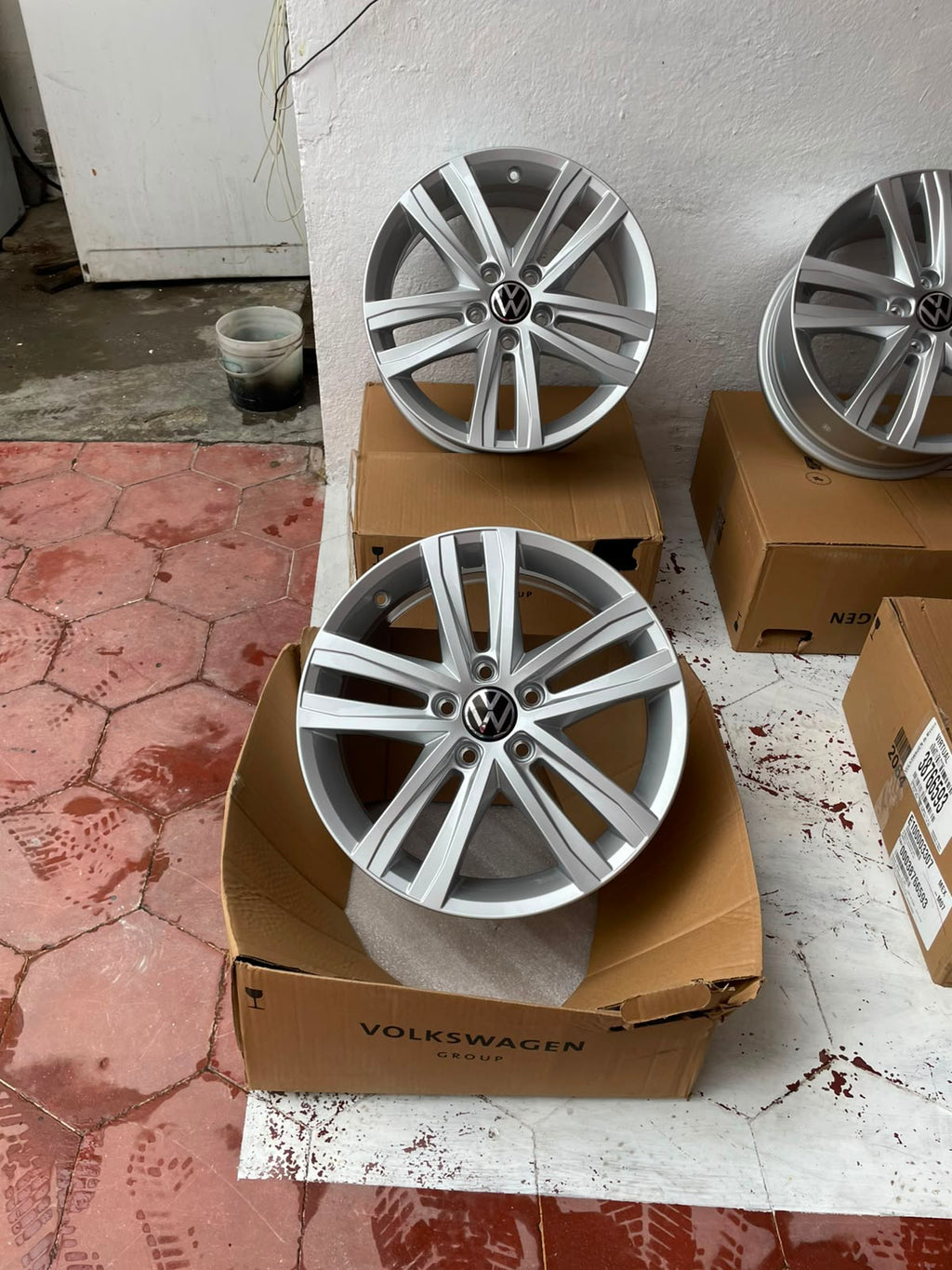 Juego de 4 Rines 17" Originales Volkswagen Golf / Jetta MK6 / Jetta MK7 Sport 5x112 – Seminuevos