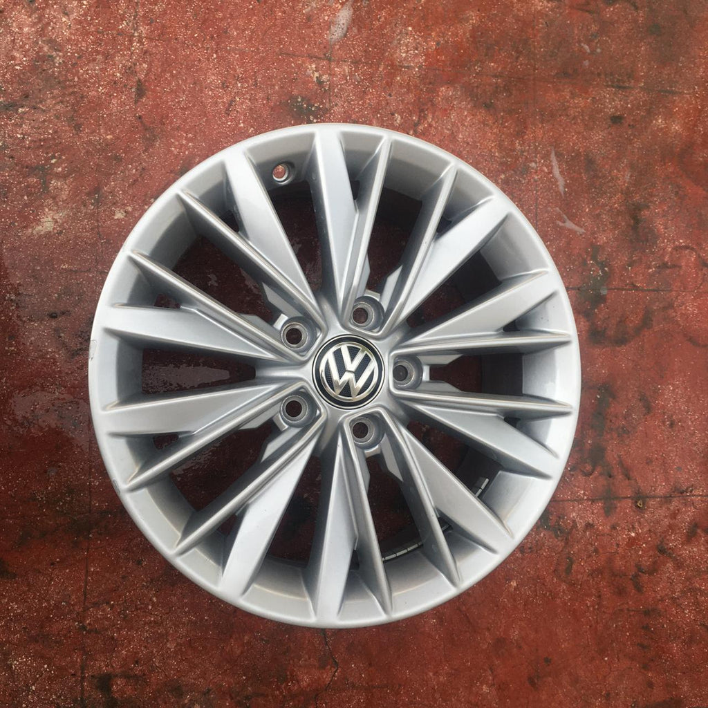 Rines 16” Volkswagen Jetta MK7 MK6 Originales 5x112 Nuevos