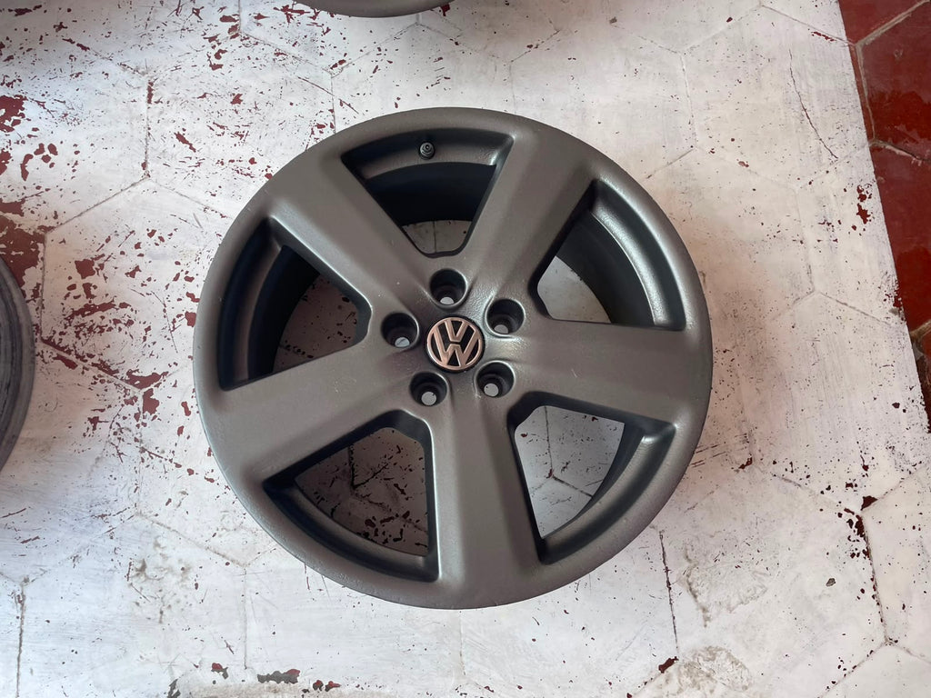 Rines Originales Volkswagen 17" Golf Jetta MK____ New Beetle 5x112 | Juego de 4 Nuevos