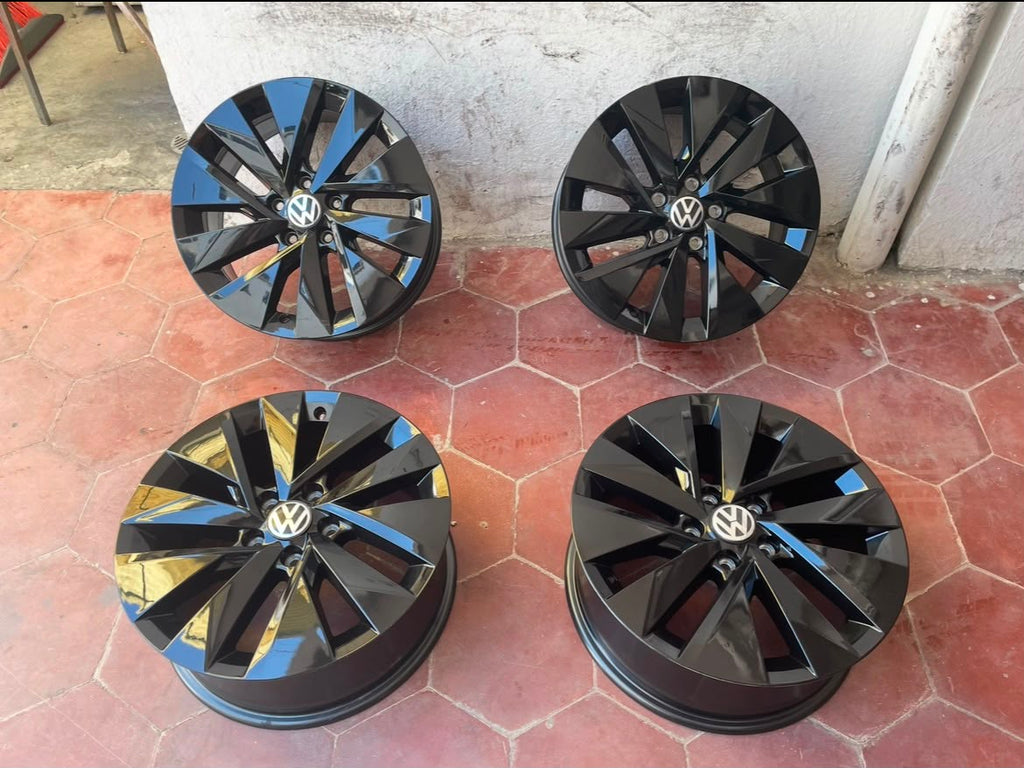 Rines Volkswagen Taos / Jetta / Golf MK6 / MK7 17" Originales Negro Piano Nuevos | Juego de 4 | 5x112