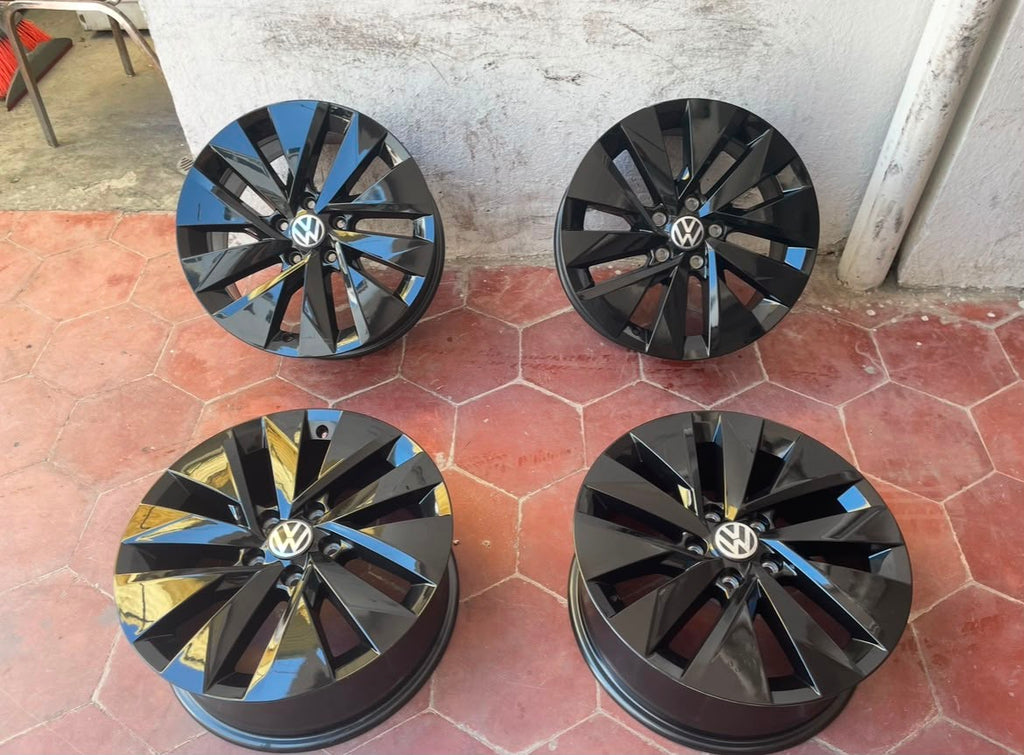 Rines Volkswagen Taos / Jetta / Golf MK6 / MK7 17" Originales Negro Piano Nuevos | Juego de 4 | 5x112