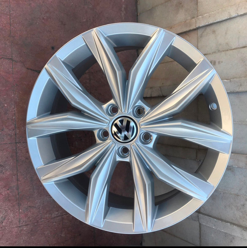 Rines Volkswagen Taos / Tiguan / Jetta MK6 / MK7 / Passat 18" Originales Nuevos | Juego de 4 | 5x112