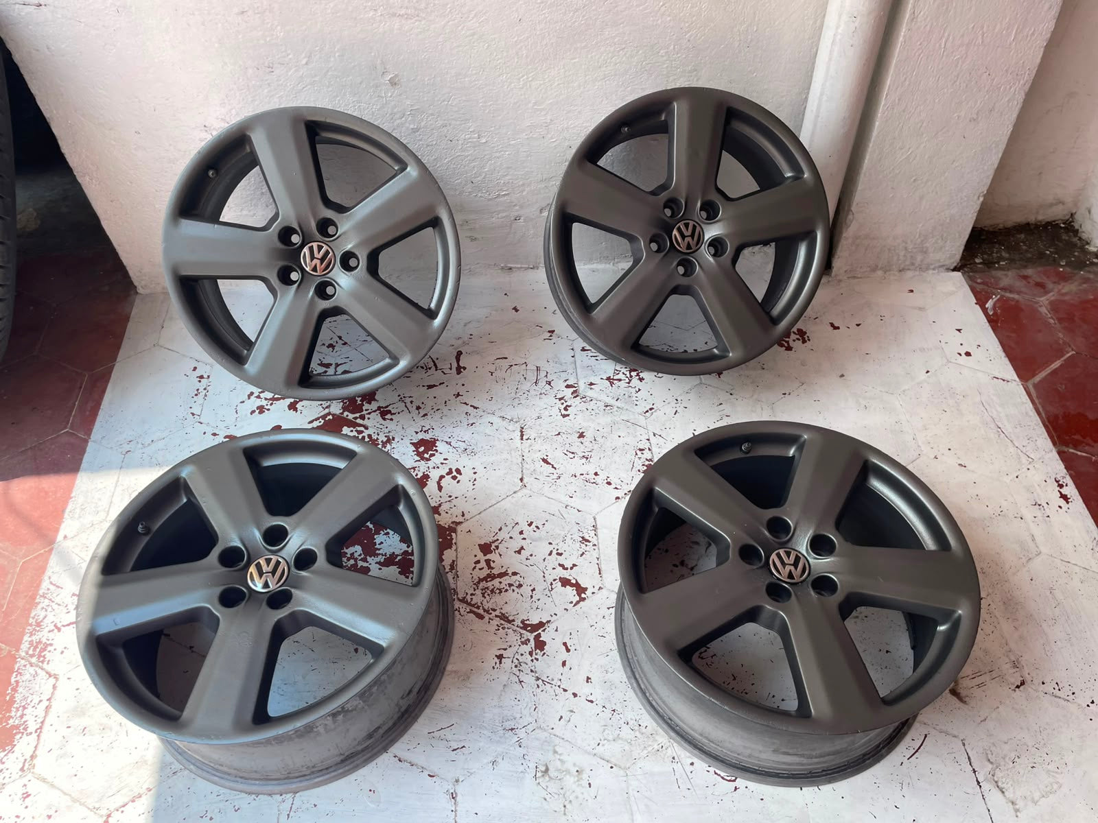 Rines Originales Volkswagen 17" Golf Jetta MK____ New Beetle 5x112 | Juego de 4 Nuevos