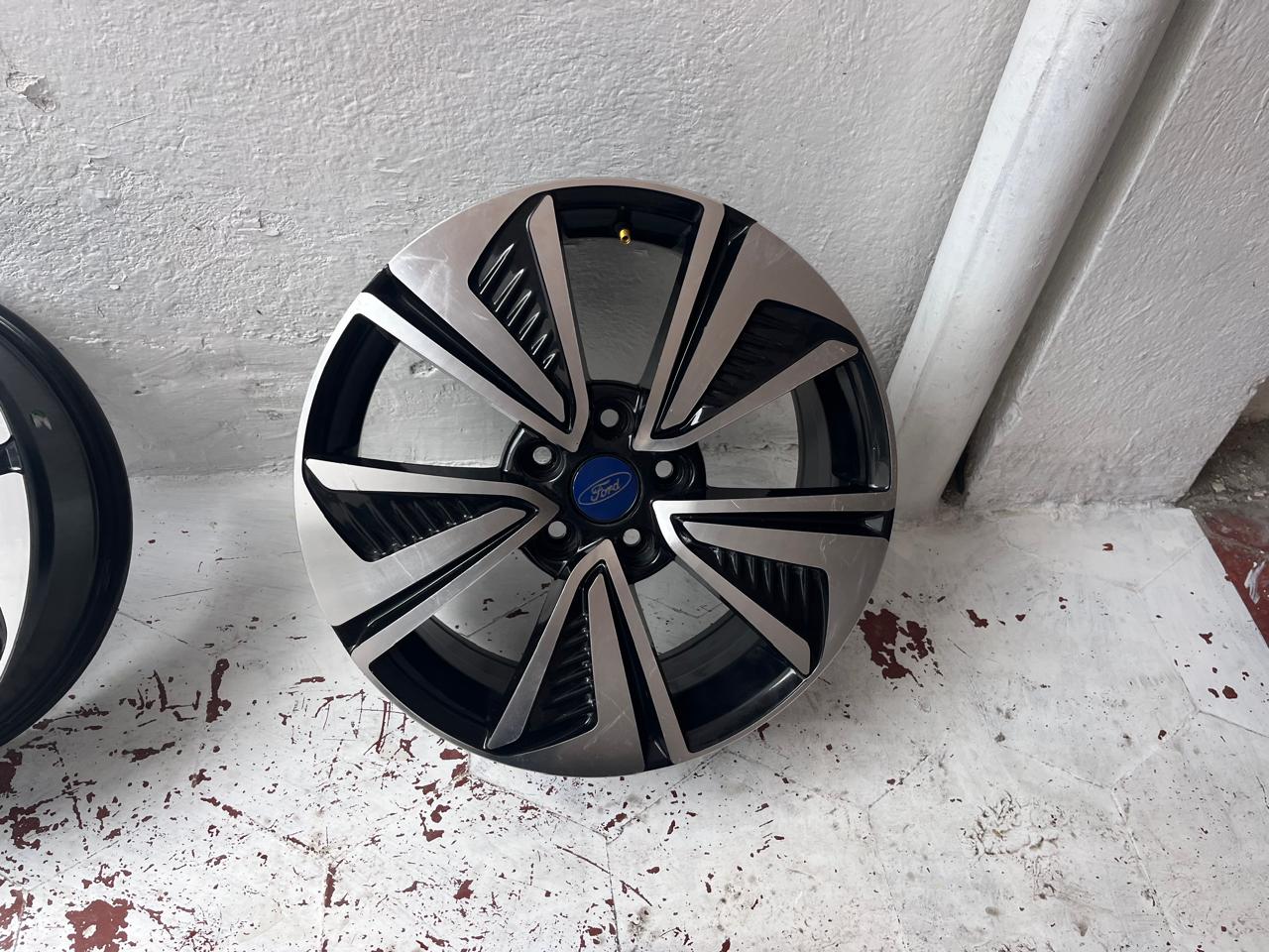 4 Rines 17" Ford Explorer Ranger Mustang Originales Nuevos 5x114.3